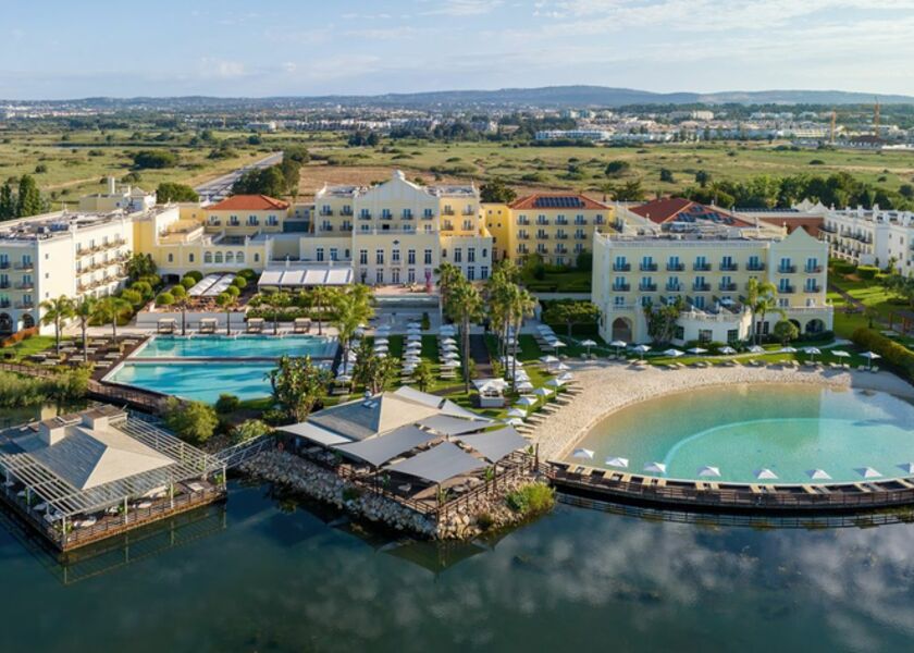 Domes Lake Algarve