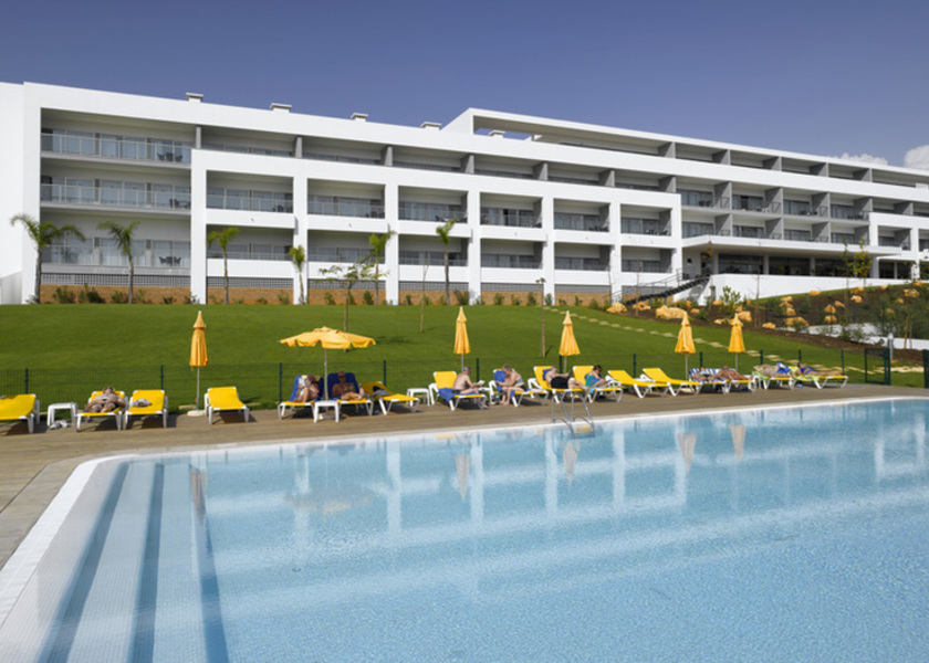 Pelican Alvor