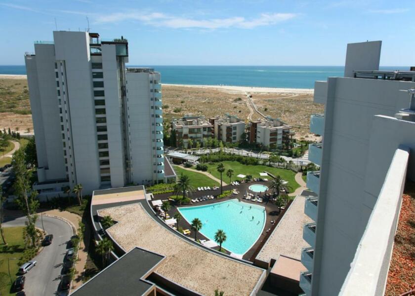 Aqualuz Troia Rio by The Editory