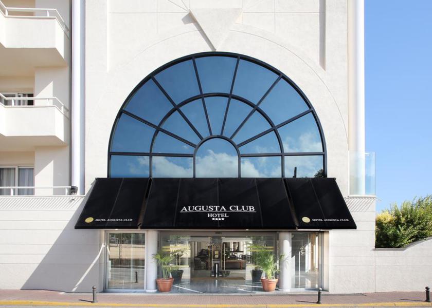 Augusta Club - Adults Only