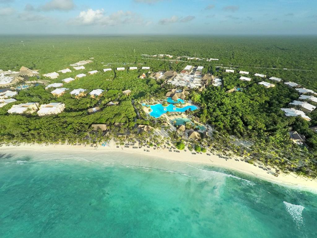 Grand Palladium Colonial/Kantenah Resort & Spa