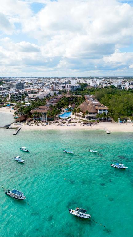 The Reef Coco Beach